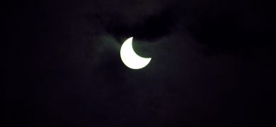 Más de 400 personas disfrutaron del eclipse en el OAC